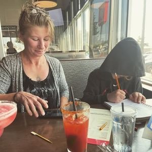 Meet your Posher, Sandy